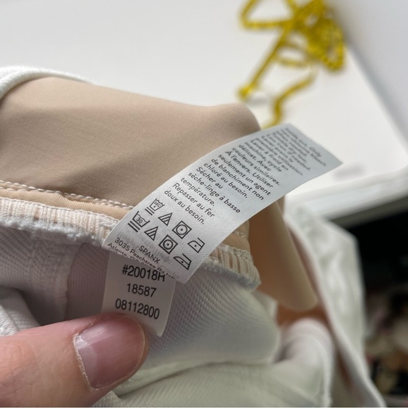 Spanx White Jean-ish Ankle Leggings Size Medium - Picture 8 of 11